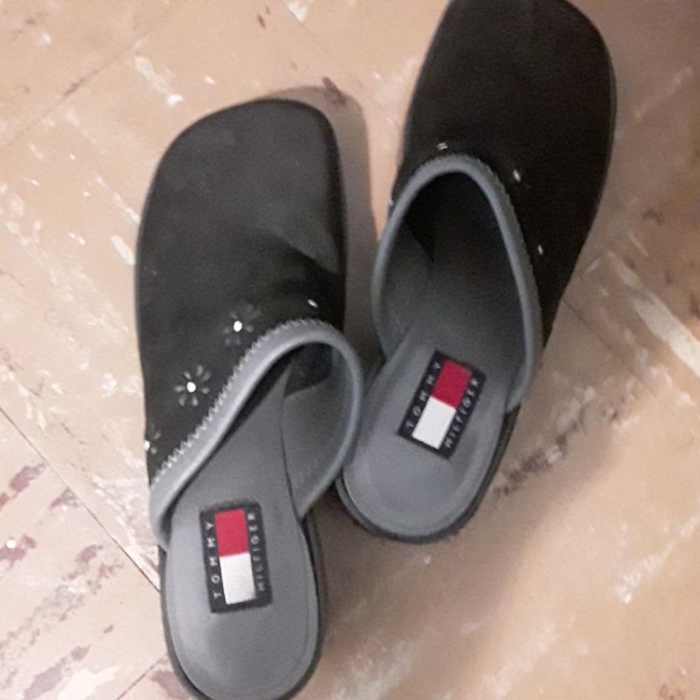 Tommy Hilfiger clogs